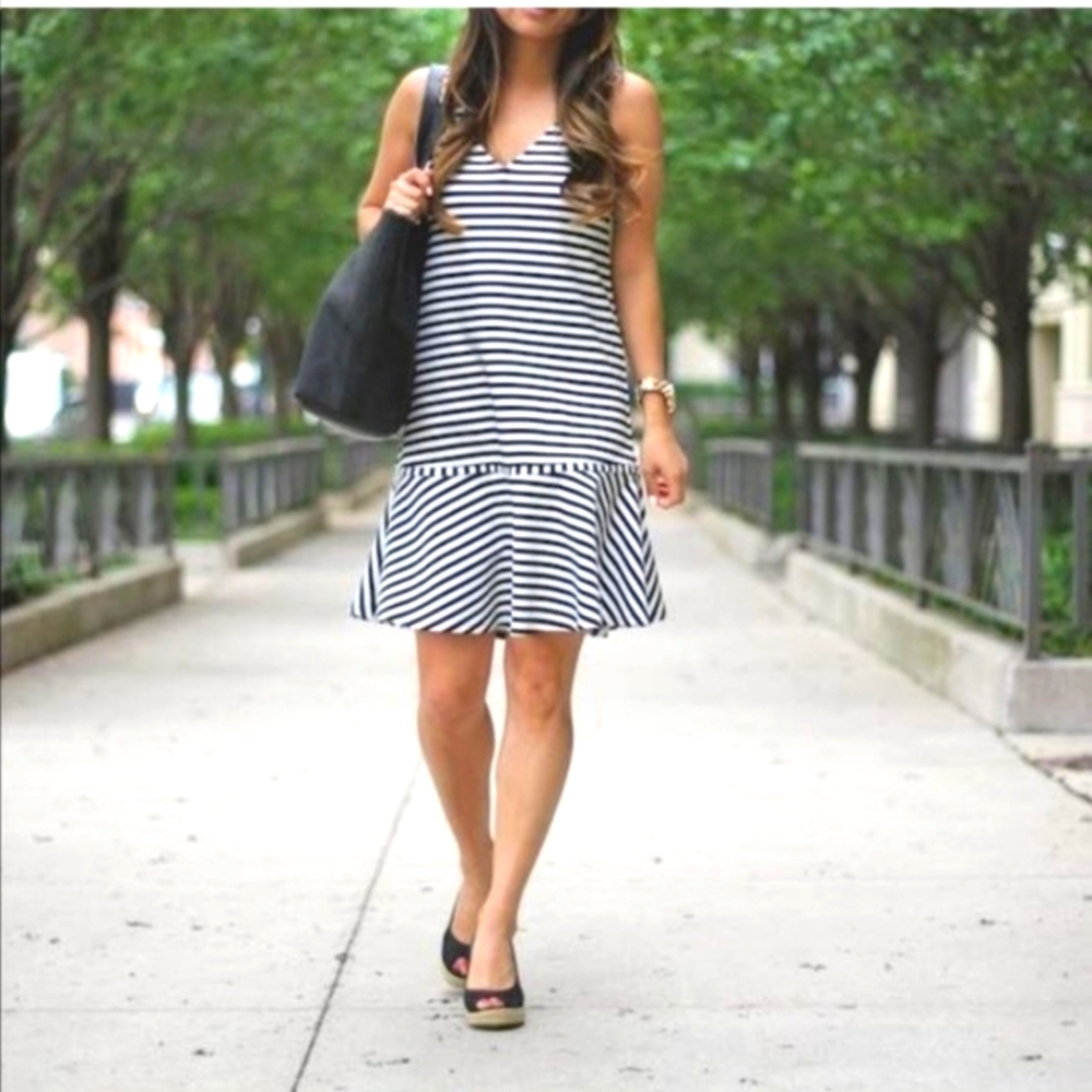 Buckley K  Black and White Striped Dress. Size 10